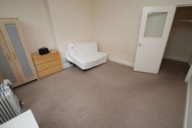 1 Bedroom Flat