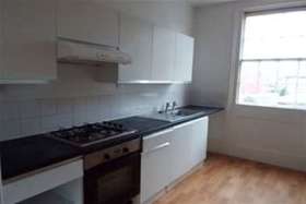 4 bedroom Flat to rent