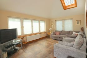 5&nbsp;Bedroom&nbsp;Detached