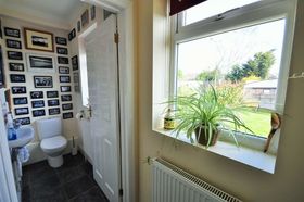 5 Bedroom Semi-Detac...