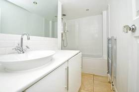 2 Bedroom Property