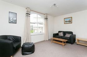 2 Bedroom Flat