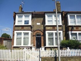 1 Bedroom Flat