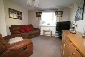 2 Bedroom End of Ter...