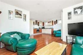 2 Bedroom Flat