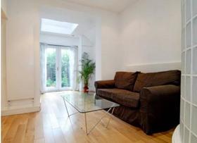 1 Bedroom End of Ter...