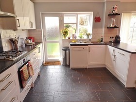 3 Bedroom Semi-Detac...