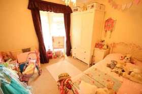 2 Bedroom Flat