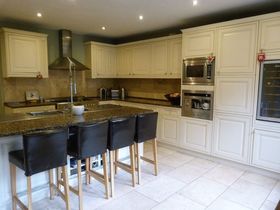 3 Bedroom Semi-Detac...