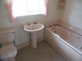 3 Bedroom Semi-Detac...