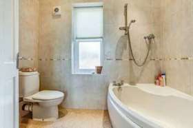 4 Bedroom Semi-Detac...