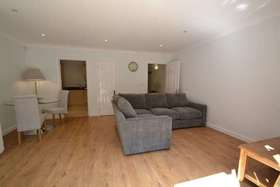 Leret Way  Leatherhead, KT22 7...