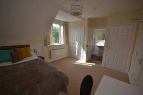 1&nbsp;Bedroom&nbsp;House Shar...