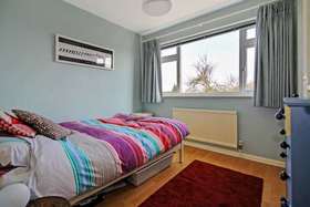 5&nbsp;Bedroom&nbsp;Detached