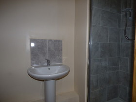 1 Bedroom Apartment