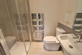 2 Bedroom Flat