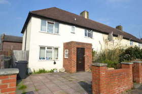 6 Bedroom Semi-Detac...