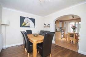 2 Bedroom End of Ter...