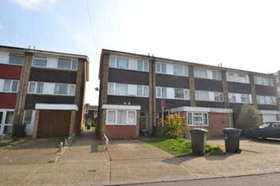 6 Bedroom Terraced