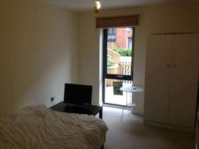 Uxbridge Road Acton London, W3...