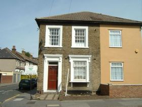 1 Bedroom Flat