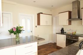 3 Bedroom Semi-Detac...