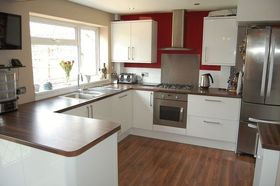 3&nbsp;Bedroom&nbsp;Semi-Detac...