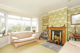 5&nbsp;Bedroom&nbsp;Detached