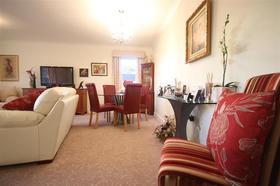 2 Bedroom Flat