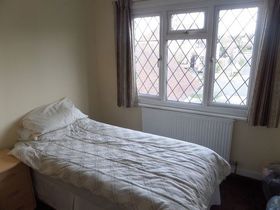 5 Bedroom Semi-Detac...