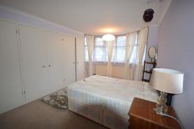 1 Bedroom Flat Share