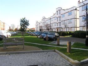 1 Bedroom Flat