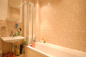 2 Bedroom Maisonette