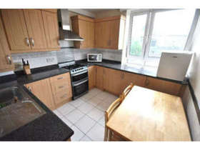 4 Bedroom Flat
