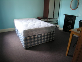 5&nbsp;Bedroom&nbsp;Detached