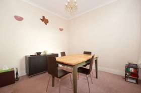 4&nbsp;Bedroom&nbsp;Semi-Detac...