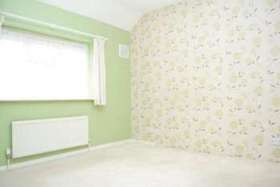 3 Bedroom End of Ter...