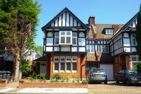 1 Bedroom Flat