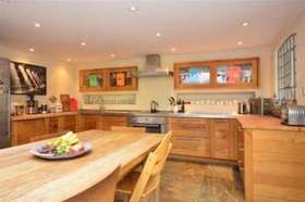 5 Bedroom Terraced