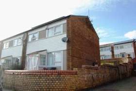 3 Bedroom End of Ter...