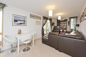 2 Bedroom Flat