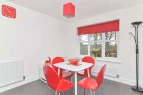 3 Bedroom Semi-Detac...