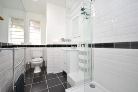 2 Bedroom Flat