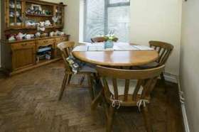 4&nbsp;Bedroom&nbsp;Semi-Detac...