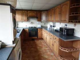 4 Bedroom Semi-Detac...