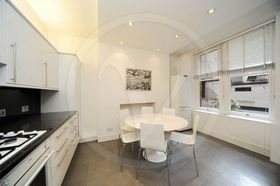 4 Bedroom Flat
