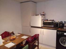 2 Bedroom Flat