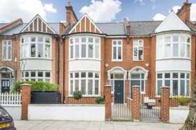 4 Bedroom Terraced