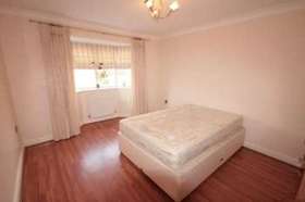 5 Bedroom Detached