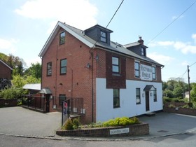 1 Bedroom Apartment